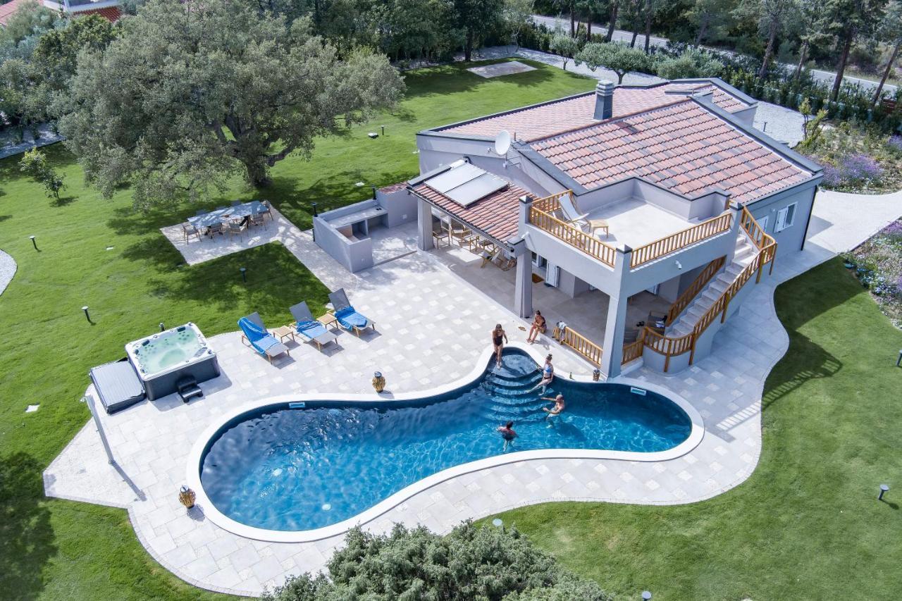 Villa Golden Root Real Estate San Teodoro  Esterno foto