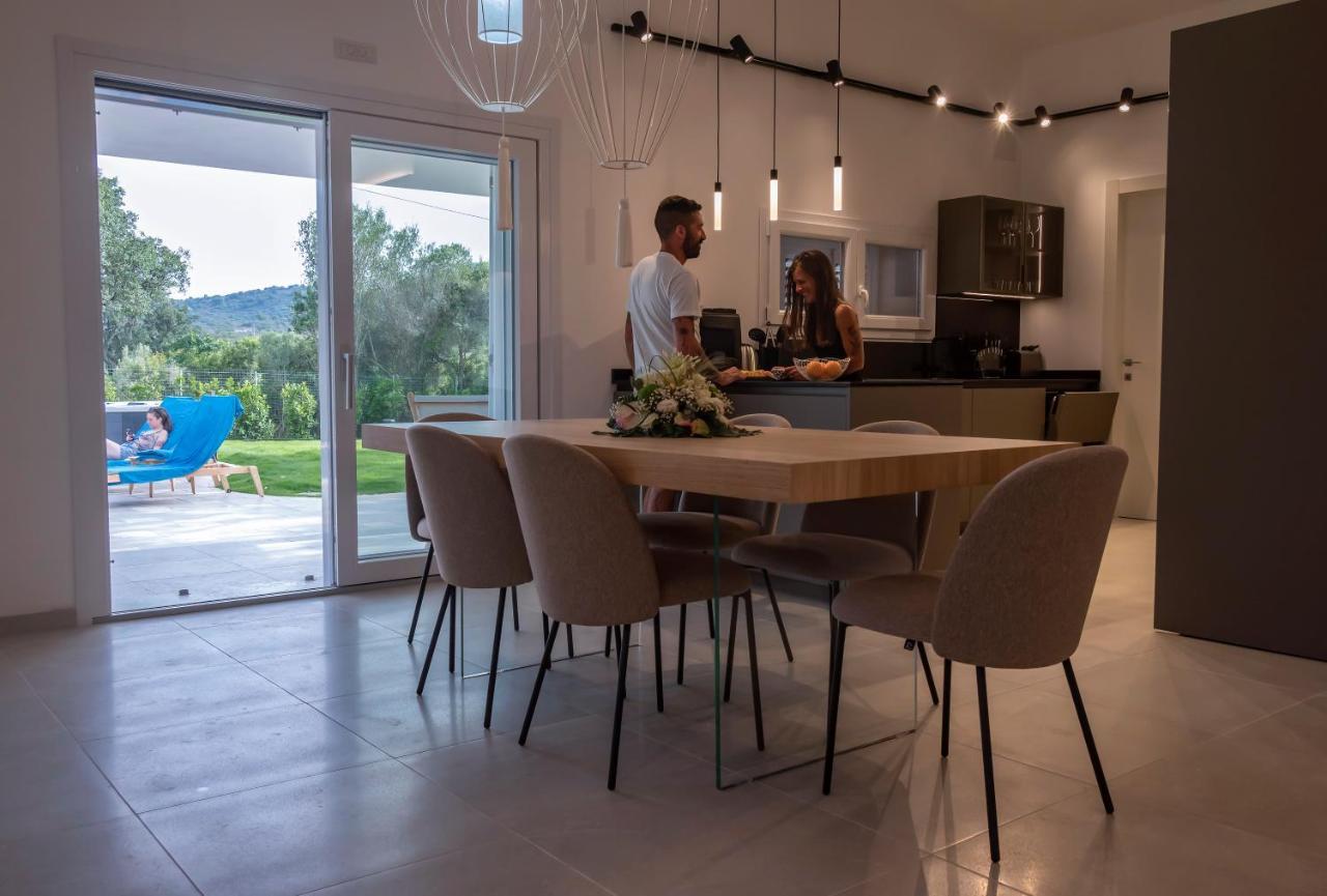 Villa Golden Root Real Estate San Teodoro  Esterno foto