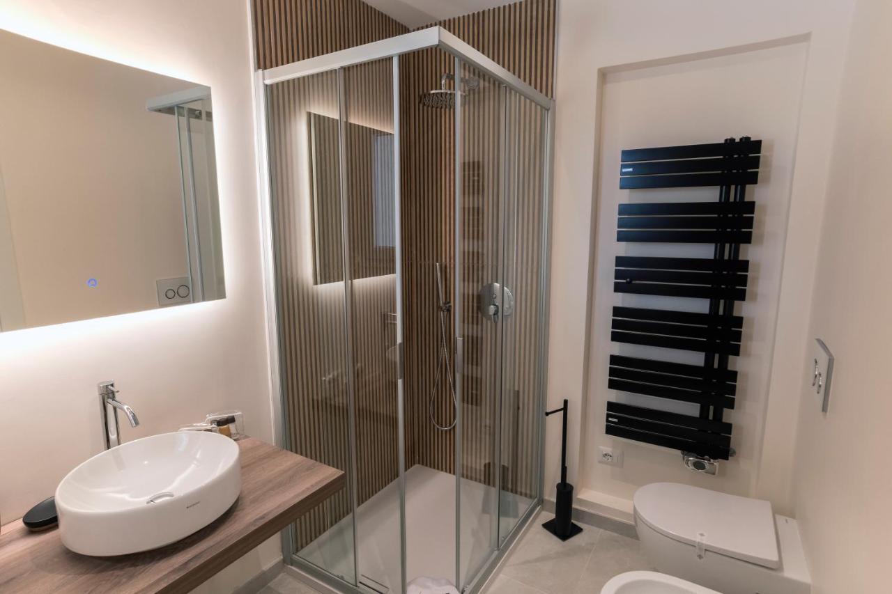 Villa Golden Root Real Estate San Teodoro  Esterno foto
