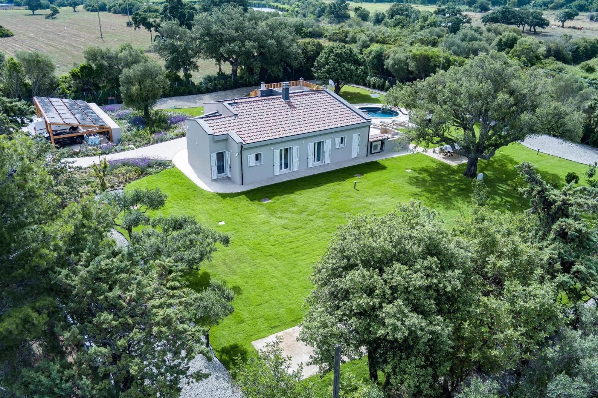 Villa Golden Root Real Estate San Teodoro  Esterno foto